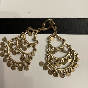 Elegant vintage style Gold Chandelier Earrings